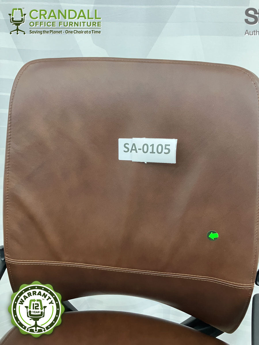 SA-0105 - Steelcase Amia  - Grade B