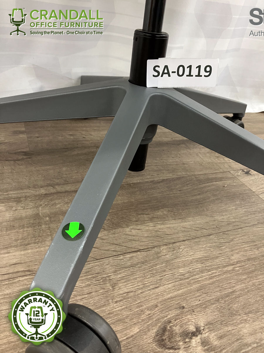 SA-0119 - Steelcase Amia  - Grade B