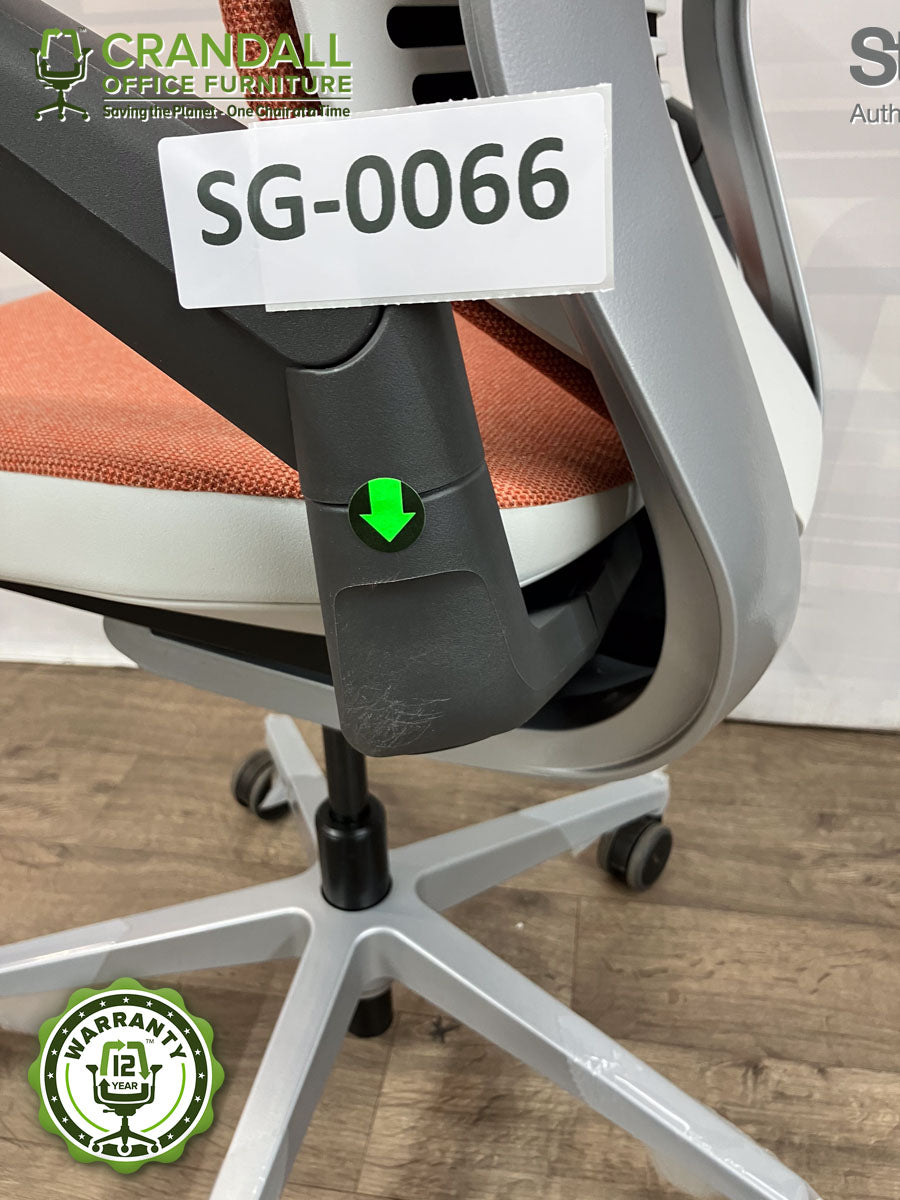 SG-0066 - Steelcase Gesture with Headrest  - Grade B
