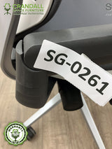SG-0261 - Steelcase Gesture - Grade B
