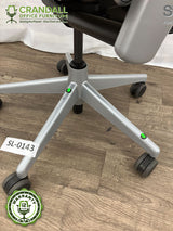 SL-0143 - Steelcase V2 Leap  - Grade B