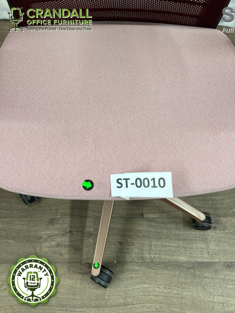 ST-0010 - Steelcase Think - Grade B